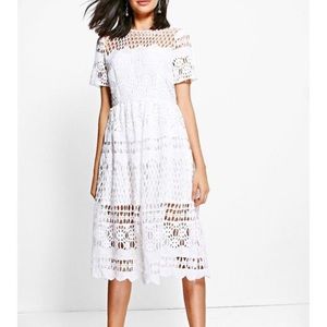 NWT Lace overlay midi dress 🥰